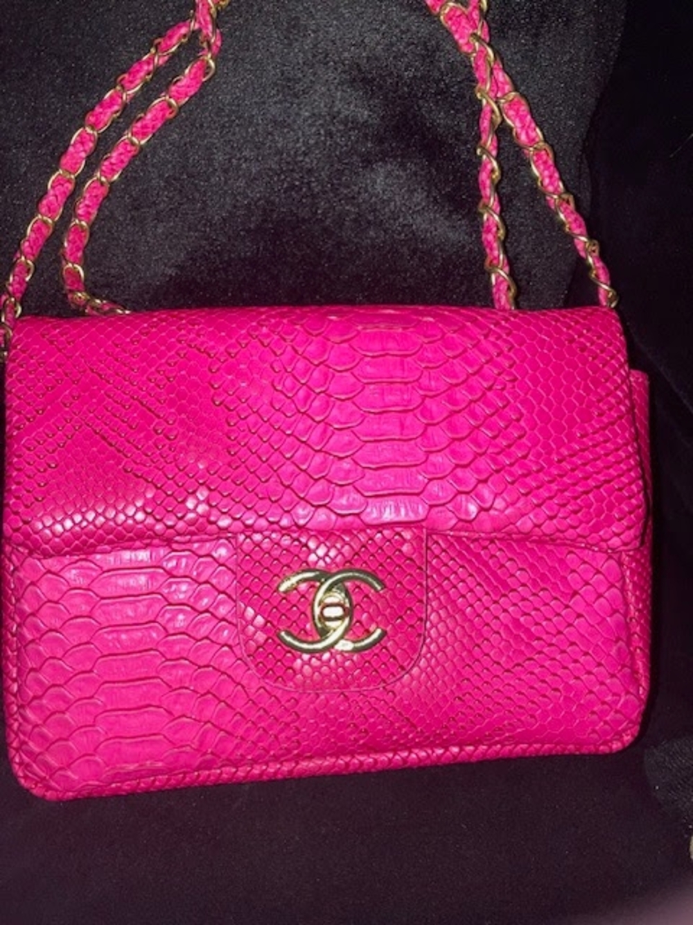 👛 2014 RARE FIND Hot Pink Cc Python Print Bag🌸 - Picture 4 of 7